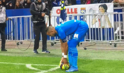 内容上可围 内容上可围